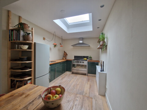 Living room - Back side (Kitchen)