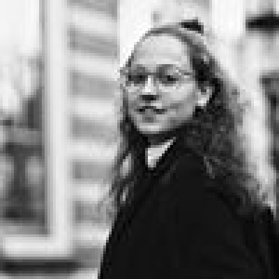Vera  zoekt een Huurwoning / Kamer / Studio / Appartement in Utrecht
