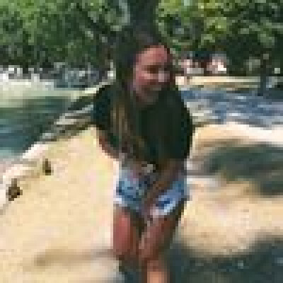 Céline is looking for a HouseBoat in Utrecht