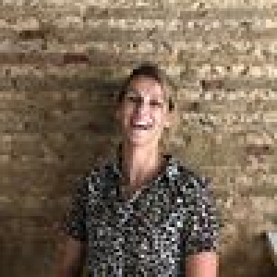 Silke  zoekt een Woonboot in Utrecht