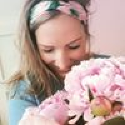 Fleur  is looking for a Rental Property / Apartment / HouseBoat in Utrecht