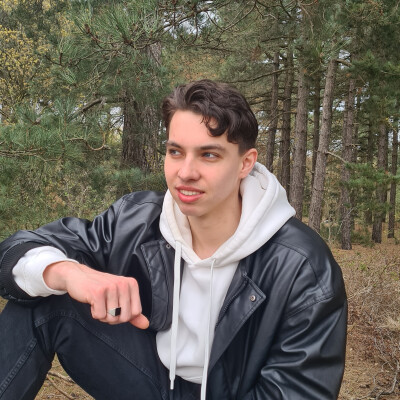 Jim zoekt een Huurwoning / Kamer / Studio / Appartement in Utrecht