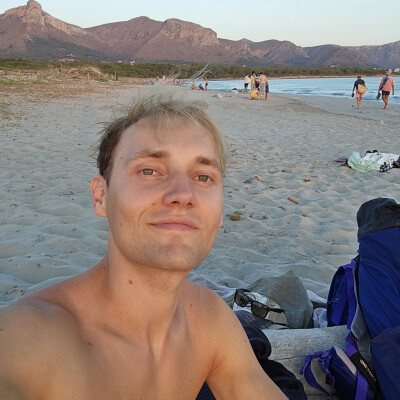 Quinten zoekt een Huurwoning / Kamer / Studio / Appartement in Utrecht