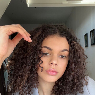 Maimouna zoekt een Studio in Utrecht