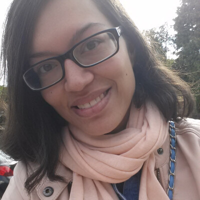 Nouchka  zoekt een Kamer / Studio / Appartement in Utrecht