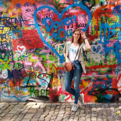 Jennifer zoekt een Kamer / Studio / Appartement in Utrecht